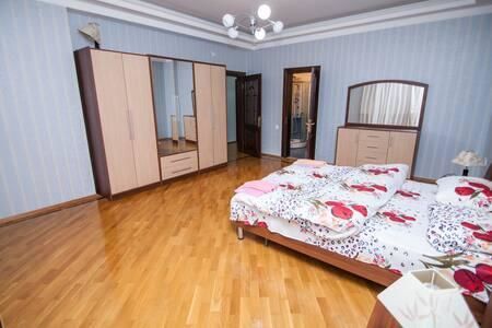 Апартаменты Apartment in the city center by Time Group Баку-8