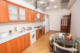 Апартаменты Apartment in the city center by Time Group Баку Апартаменты с 3 спальнями-42