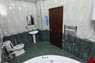 Апартаменты Apartment in the city center by Time Group Баку Апартаменты с 3 спальнями-7